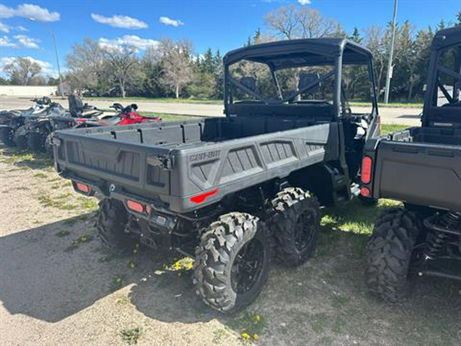 2024 Can-Am Defender 6x6 XT