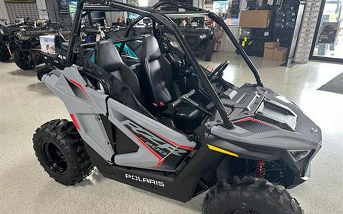 2024 Polaris RZR 200 EFI