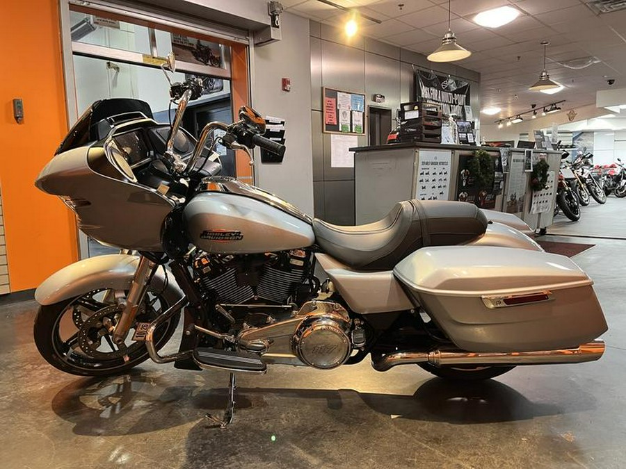 2025 Harley-Davidson® FLTRX - Road Glide®