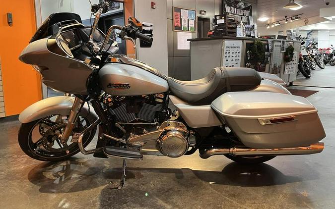 2025 Harley-Davidson® FLTRX - Road Glide®