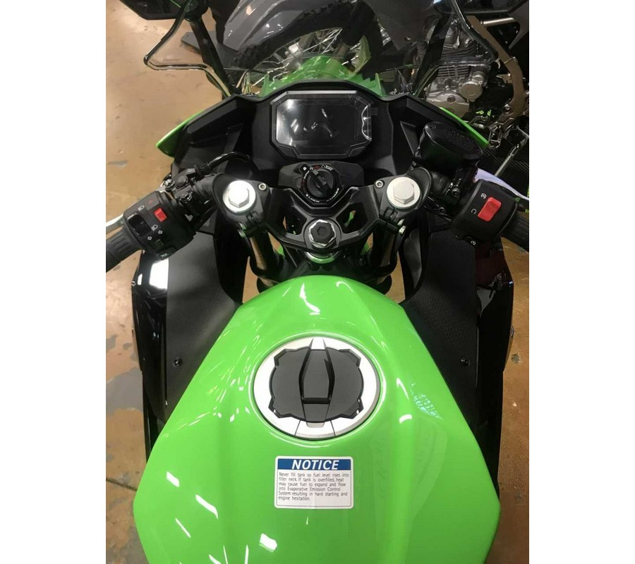 2024 Kawasaki NINJA 500 KRT EDITION SE ABS