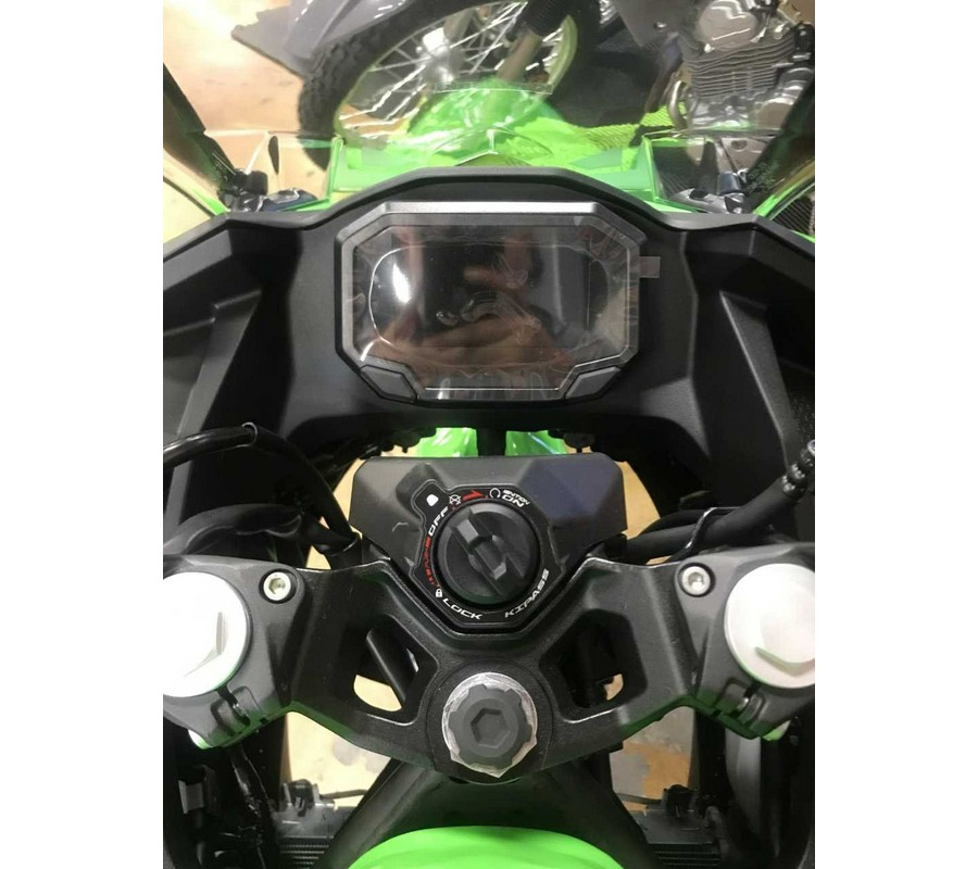 2024 Kawasaki NINJA 500 KRT EDITION SE ABS