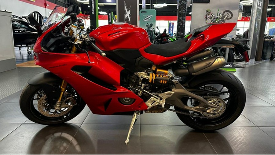 2025 Ducati Panigale V2 S