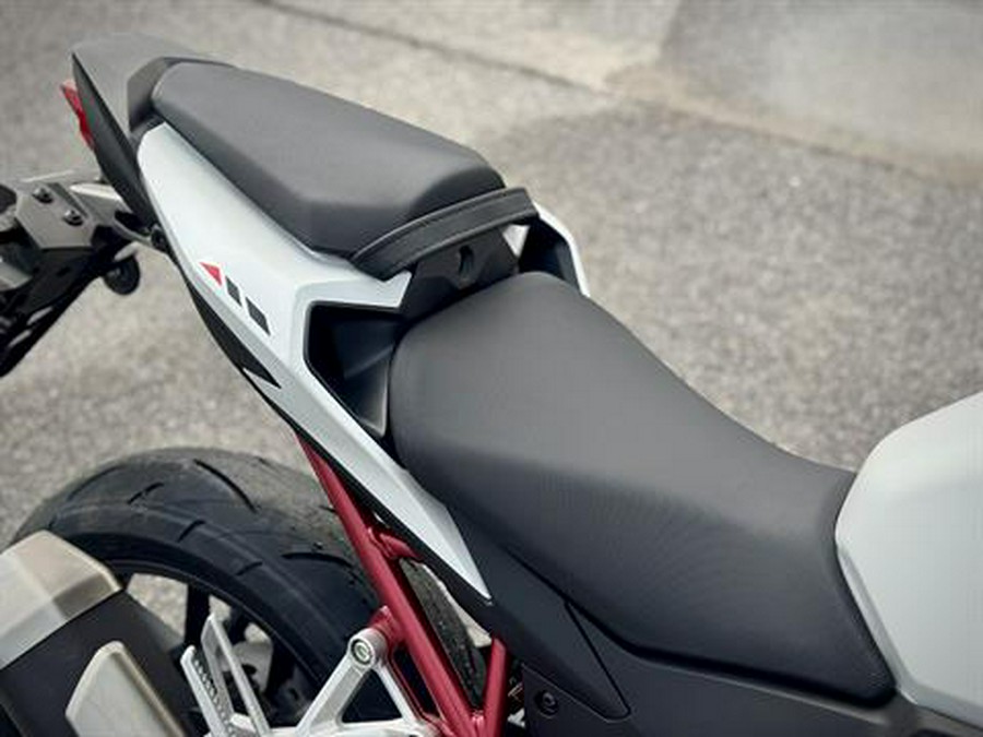 2025 Honda CB750 Hornet