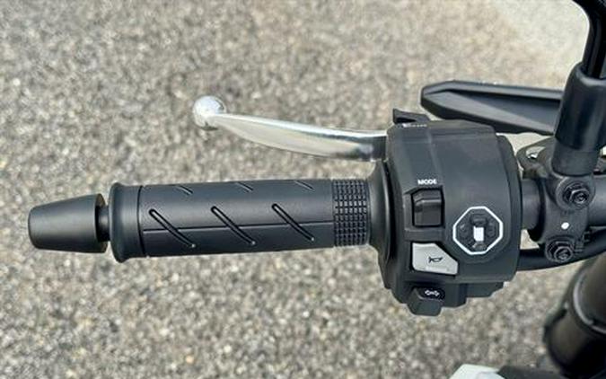 2025 Honda CB750 Hornet