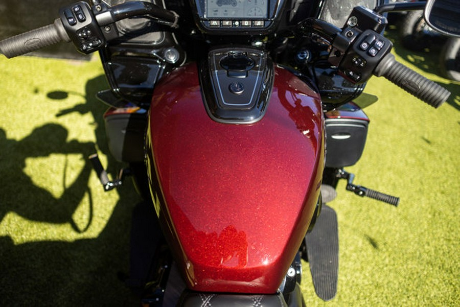 2026 Indian PURSUIT DARK HORSE 112 RIDERS ASSIST