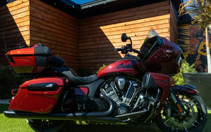 2026 Indian PURSUIT DARK HORSE 112 RIDERS ASSIST