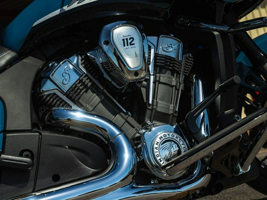 2026 Indian Challenger Limited 112 W/Powerband Audio Storm Bl