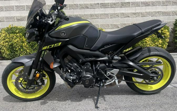 2017 Yamaha MT-09