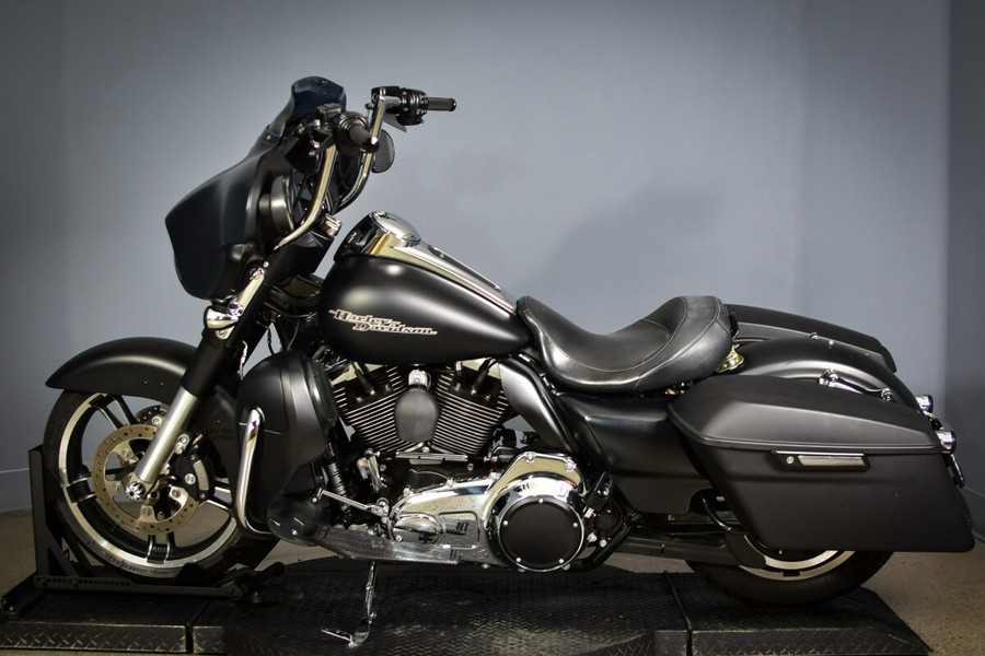 2016 Harley-Davidson Street Glide Special