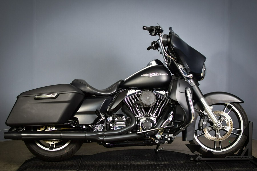 2016 Harley-Davidson Street Glide Special