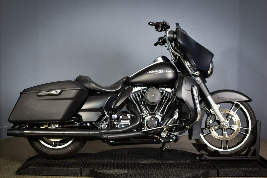 2016 Harley-Davidson Street Glide Special