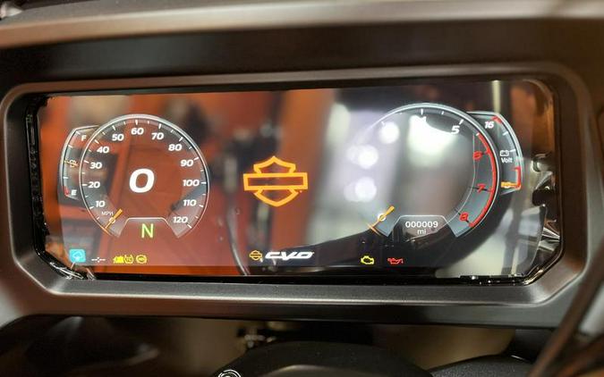 2025 Harley-Davidson® FLTRX - Road Glide®