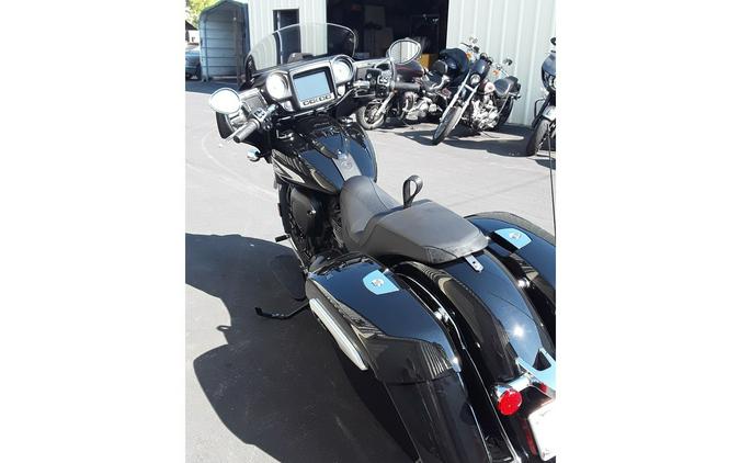 2023 Indian Motorcycle CHIEFTAIN, BLACK METALLIC, CAL