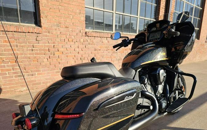 2026 Indian Motorcycle® Challenger 112 Dark Horse® with PowerBand Audio Package