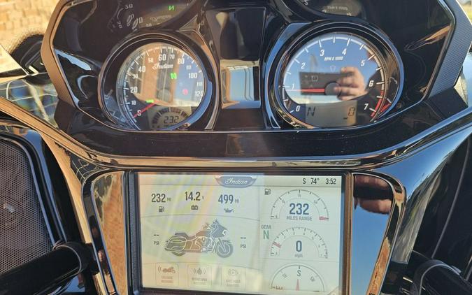 2026 Indian Motorcycle® Challenger 112 Dark Horse® with PowerBand Audio Package