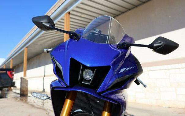 2026 YAMAHA YZF-R7