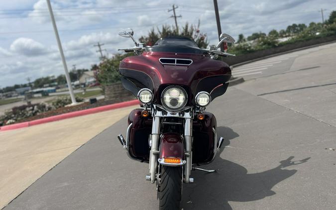 2014 Harley-Davidson® FLHTCU Electra Glide® Ultra Classic® MYS RED/CAYENNE 608098