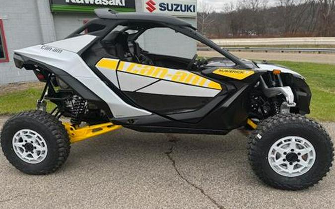 2024 Can-Am Maverick R