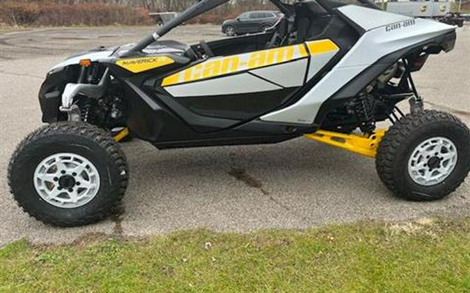 2024 Can-Am Maverick R