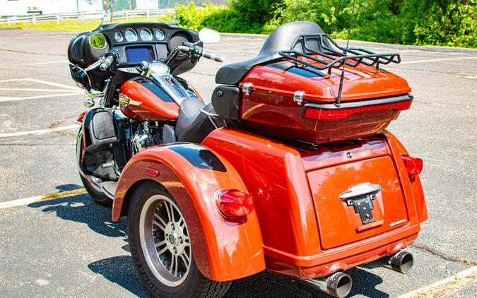 2024 Harley-Davidson Tri Glide Ultra Red Rock / Vivid Black