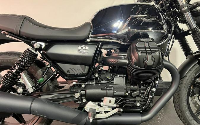 2025 Moto Guzzi V7 Stone
