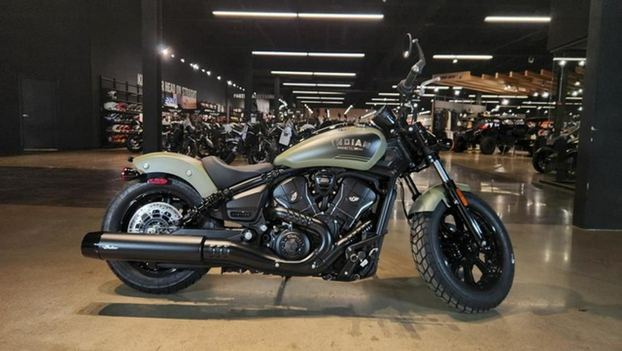 2026 Indian Scout Bobber Limited +Tech Moss Green Smoke