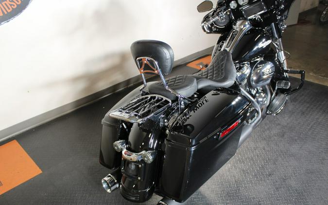 2017 Street Glide® Special FLHXS