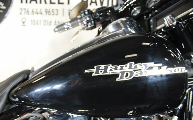 2017 Street Glide® Special FLHXS