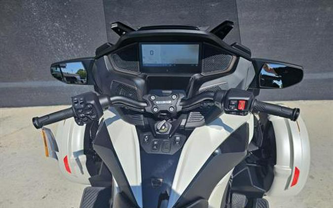 2024 Can-Am Spyder RT Sea-to-Sky