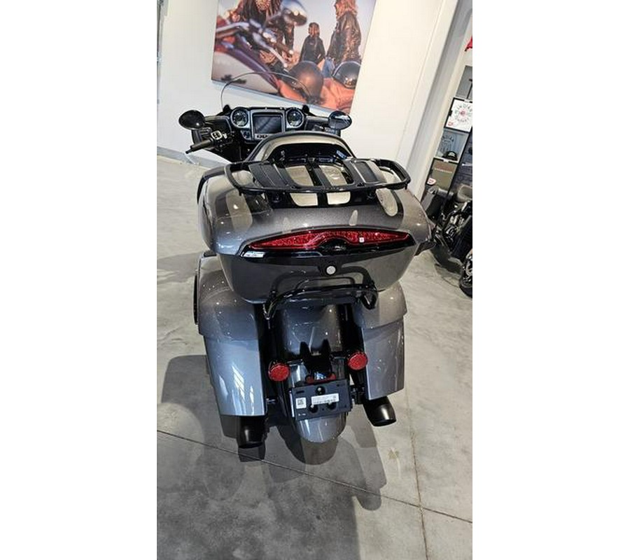 2025 Indian Motorcycle® Roadmaster® Dark Horse® w/Powerband Audio Heavy Metal