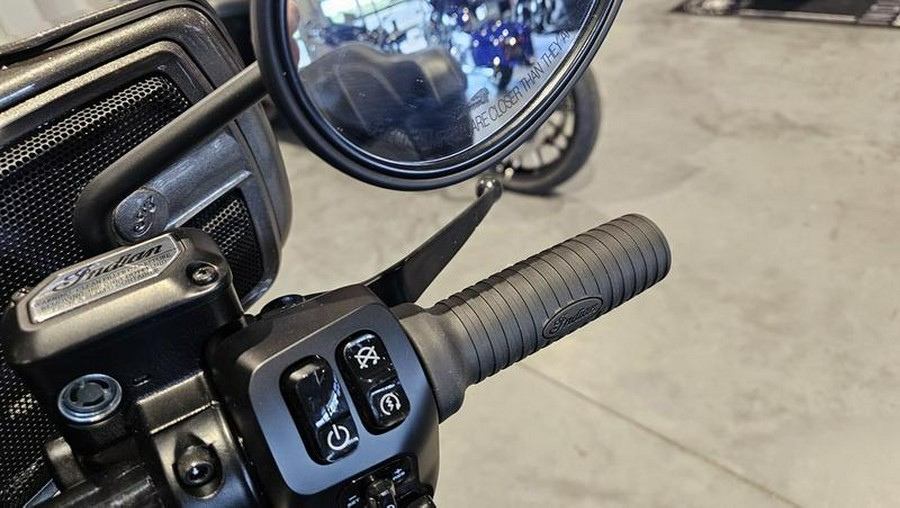 2025 Indian Motorcycle® Roadmaster® Dark Horse® w/Powerband Audio Heavy Metal