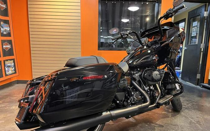 2025 Harley-Davidson® FLTRX - Road Glide®
