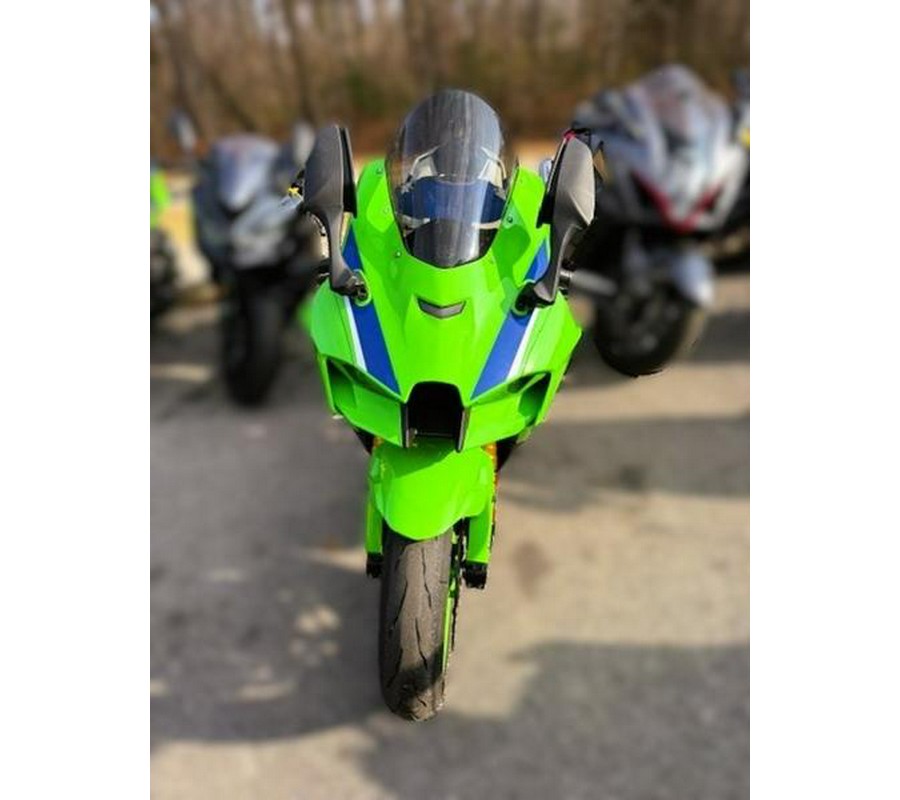 2024 Kawasaki Ninja® ZX™-10R