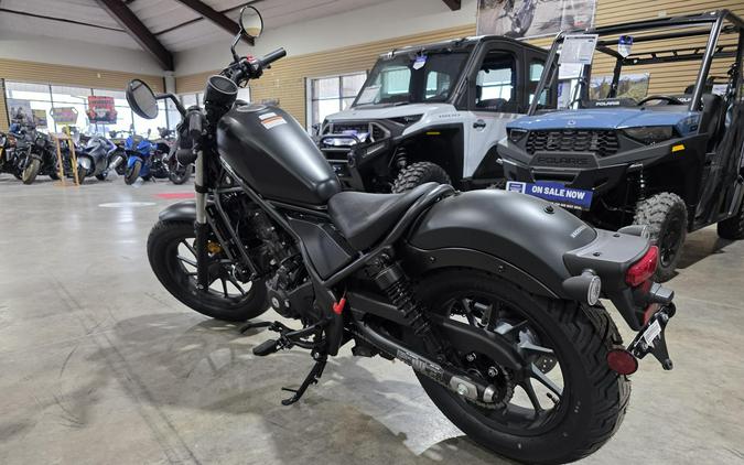 2026 Honda Rebel® 300 E-Clutch