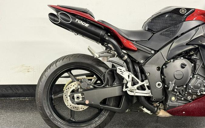 2011 Yamaha YZF-R1 Candy Red/Raven