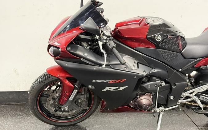 2011 Yamaha YZF-R1 Candy Red/Raven