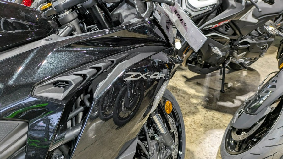 2026 Kawasaki Ninja® ZX™-4R ABS