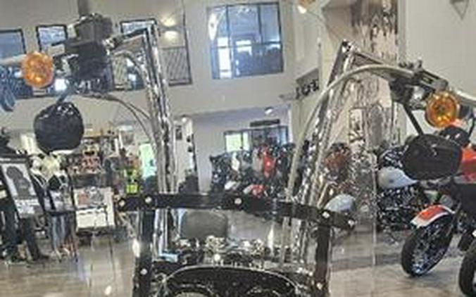 2015 Harley-Davidson® FXDF - Dyna® Fat Bob®