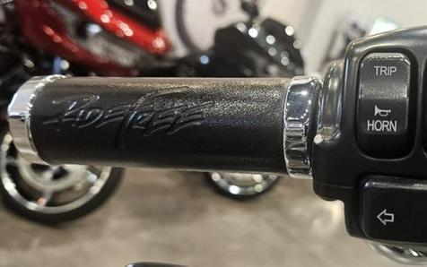 2015 Harley-Davidson® FXDF - Dyna® Fat Bob®