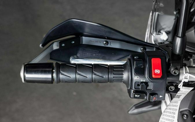 2026 Kawasaki KLE500 SE ABS