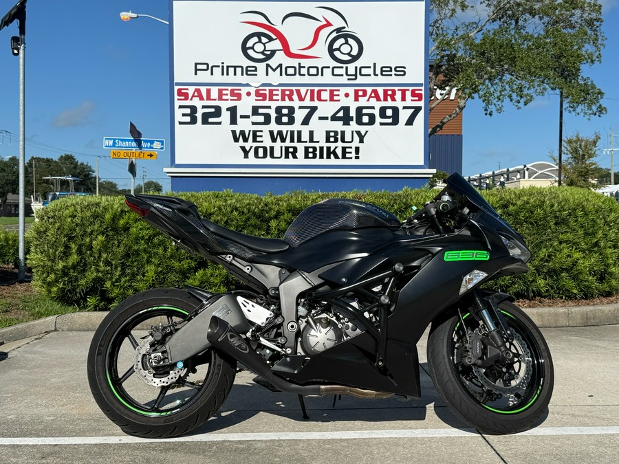 2021 Kawasaki Ninja ZX-6R ABS KRT Edition