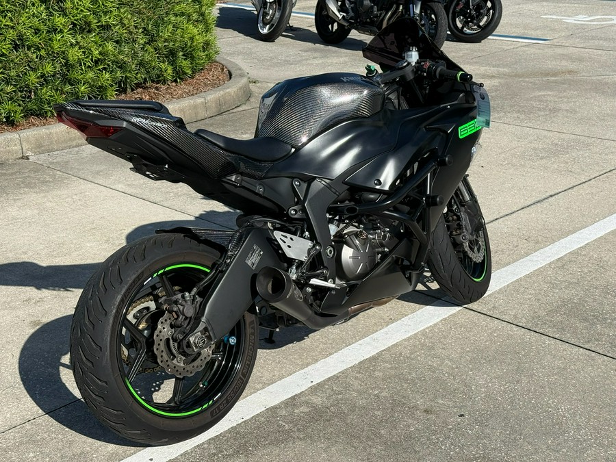 2021 Kawasaki Ninja ZX-6R ABS KRT Edition