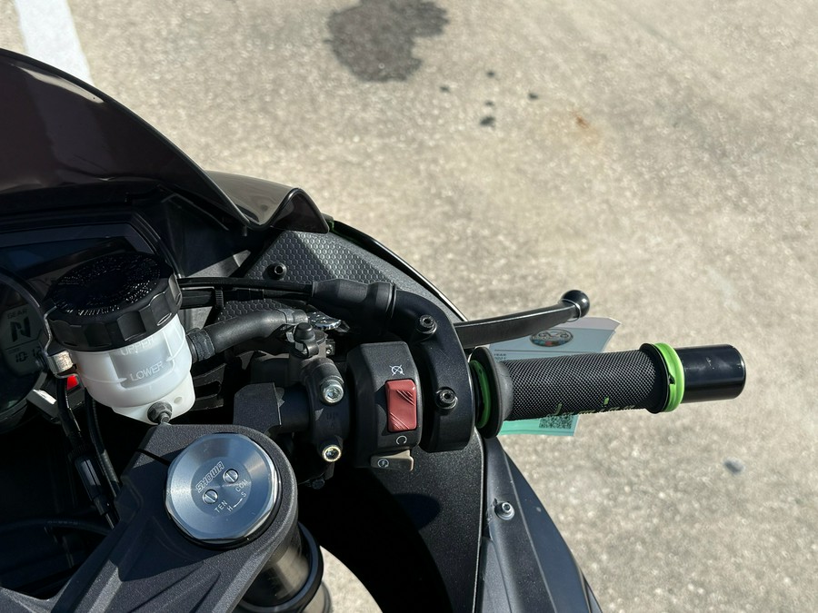 2021 Kawasaki Ninja ZX-6R ABS KRT Edition