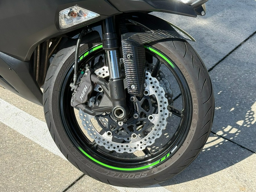 2021 Kawasaki Ninja ZX-6R ABS KRT Edition
