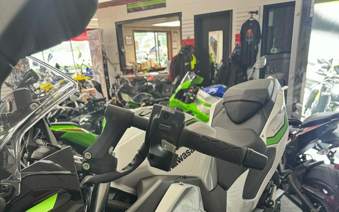 2024 Kawasaki Ninja 7 Hybrid ABS