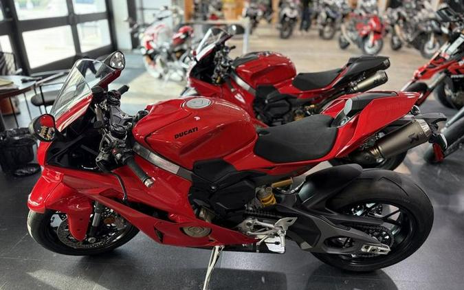 2025 Ducati Panigale V4 Ducati Red