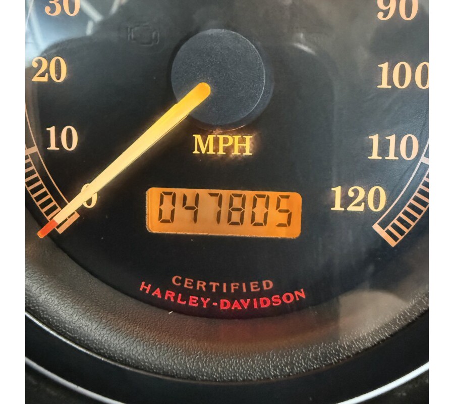 2003 Harley-Davidson® Electra Glide® Ultra Classic® Fire Engine Red