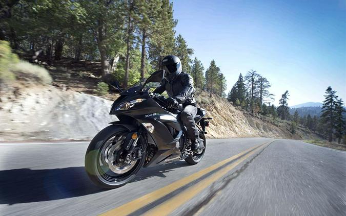 2015 Kawasaki Ninja® ZX™-6R