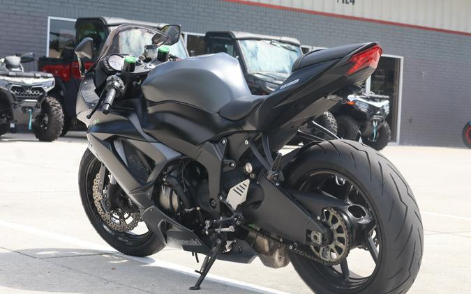 2015 Kawasaki Ninja® ZX™-6R